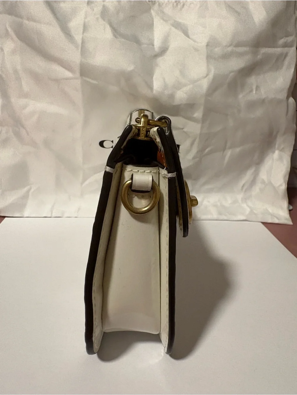 Coach wristlet ivory